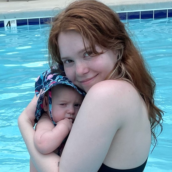 Meet your Posher, Brianna - Picture 8 of 9